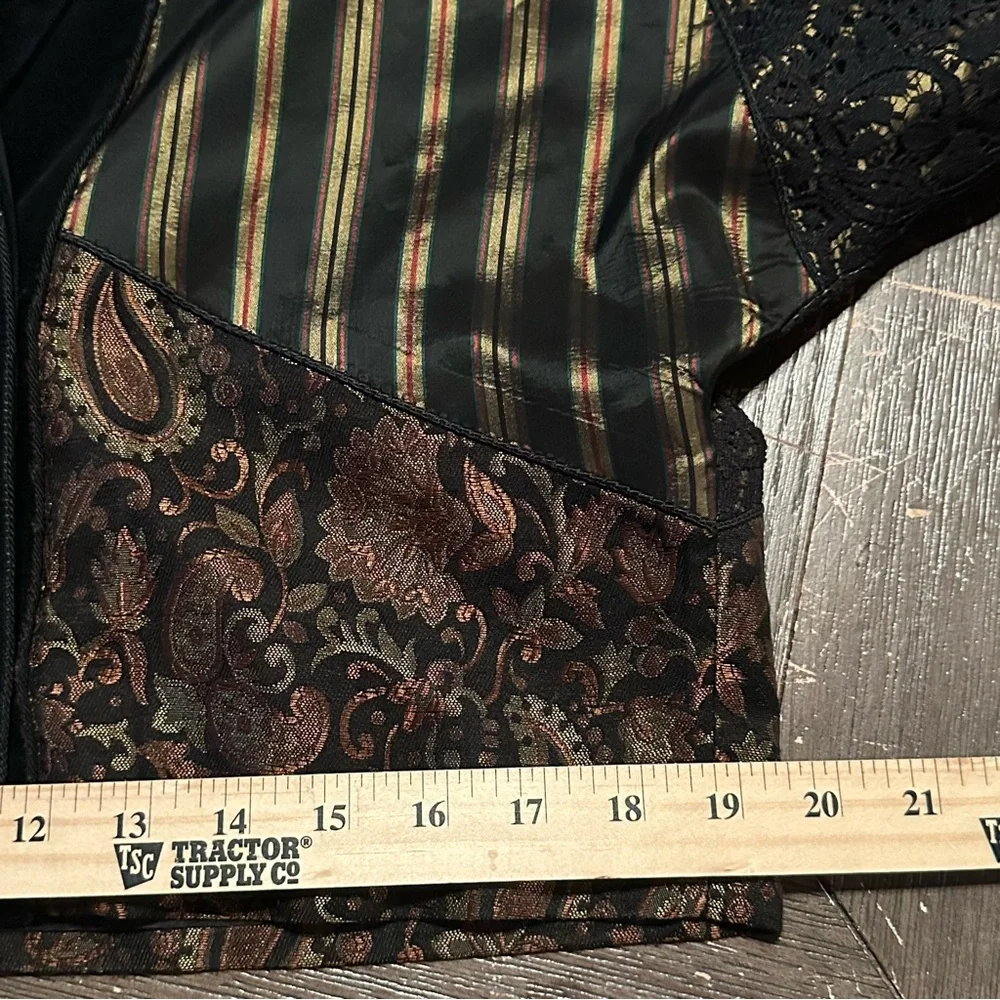 VTG Susan Bristol Patchwork Blazer Jacket Size S Mixed Media Velvet Lace Brocade